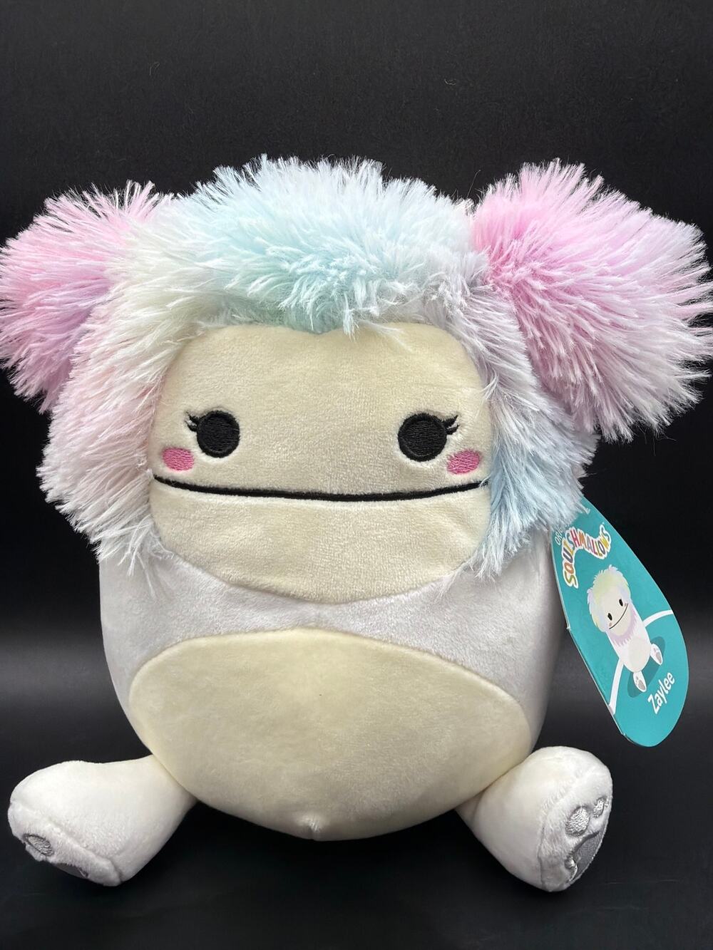 Squishmallows Zaylee Bigfoot 9” Plush Kellytoy Original NWT White Pastel